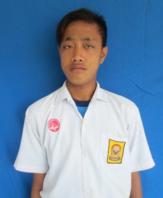 <center>TRENDY PURNOMO AJI<br>Alumni</center>